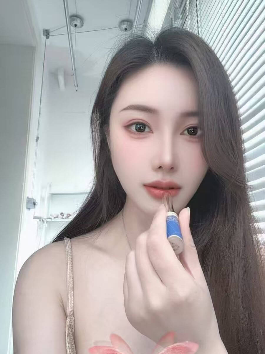 貴子（24歳）