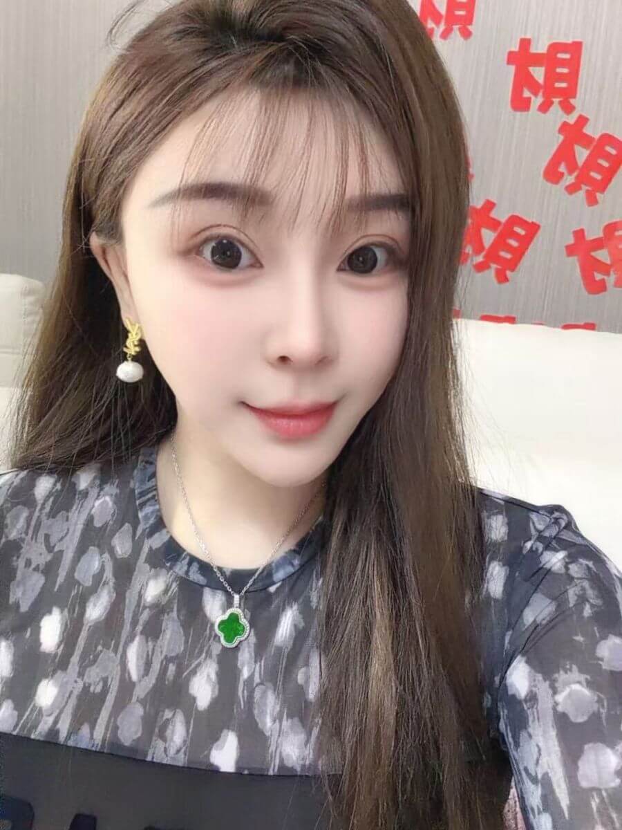パル（25歳）