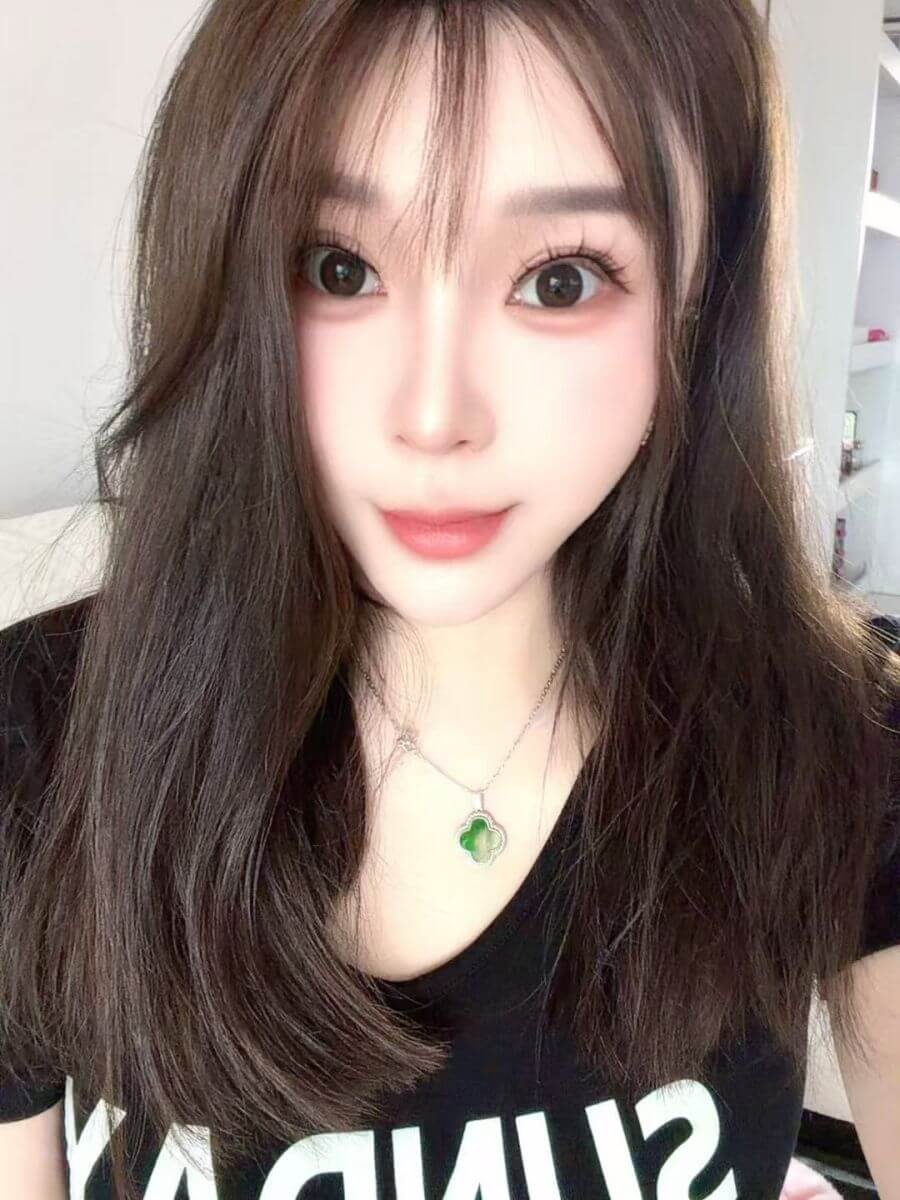パル（25歳）