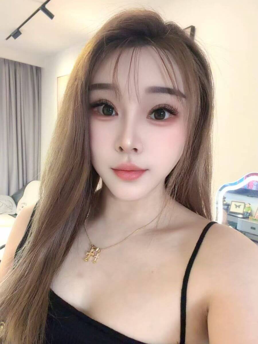 パル（25歳）